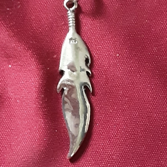 VINTAGE 925 SILVER HANDMADE SILVER FEATHER PENDANT. - Picture 2 of 3
